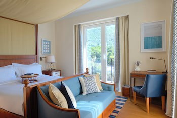 Regent Porto Montenegro & Residences