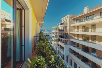 Regent Porto Montenegro & Residences