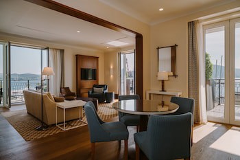 Regent Porto Montenegro & Residences