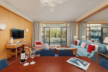 Regent Porto Montenegro & Residences