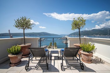 Regent Porto Montenegro & Residences