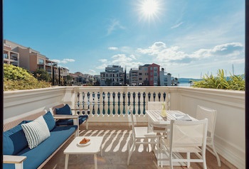 Regent Porto Montenegro & Residences