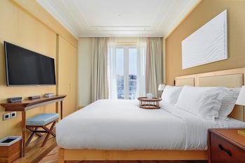 Regent Porto Montenegro & Residences