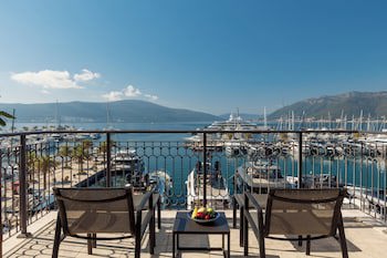 Regent Porto Montenegro & Residences
