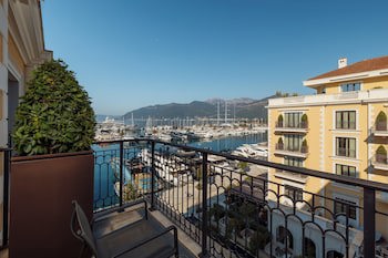 Regent Porto Montenegro & Residences