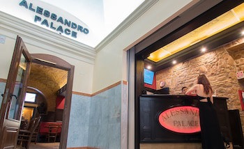 Alessandro Palace & Bar - Hostel galeri fotoğrafı