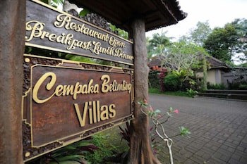 Cempaka Belimbing Villas