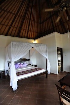 Cempaka Belimbing Villas