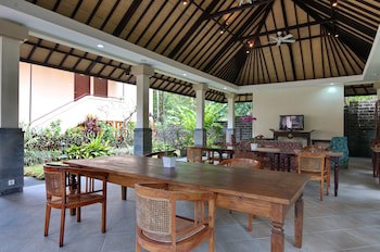 Cempaka Belimbing Villas