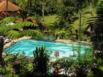 Cempaka Belimbing Villas