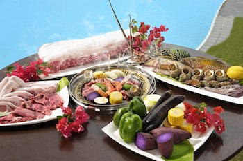 En Resort Kumejima Eef Beach Hotel
