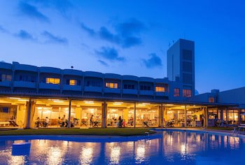 En Resort Kumejima Eef Beach Hotel