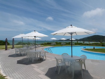 En Resort Kumejima Eef Beach Hotel