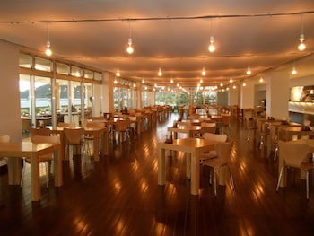 En Resort Kumejima Eef Beach Hotel