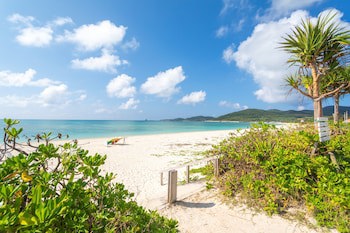 En Resort Kumejima Eef Beach Hotel