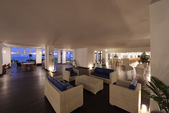 En Resort Kumejima Eef Beach Hotel