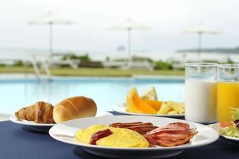 En Resort Kumejima Eef Beach Hotel
