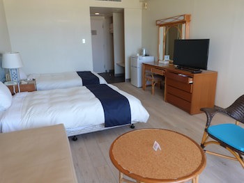 En Resort Kumejima Eef Beach Hotel
