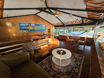 Cocoloco Boracay Beach Resort