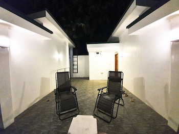 Cocoloco Boracay Beach Resort