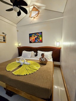 Cocoloco Boracay Beach Resort