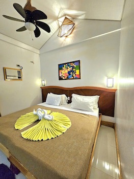 Cocoloco Boracay Beach Resort