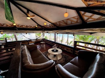 Cocoloco Boracay Beach Resort