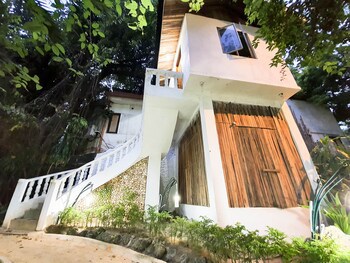 Cocoloco Boracay Beach Resort