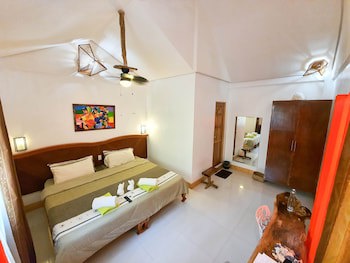 Cocoloco Boracay Beach Resort