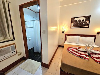 Cocoloco Boracay Beach Resort