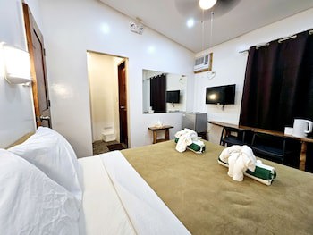Cocoloco Boracay Beach Resort