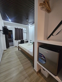 Cocoloco Boracay Beach Resort