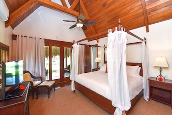 Victoria House Resort & Spa