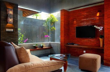 Bracha Villas