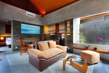 Bracha Villas