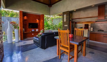 Bracha Villas