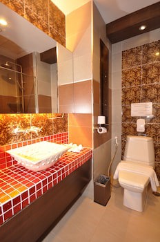 Chalelarn Hotel