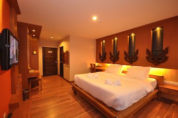 Chalelarn Hotel