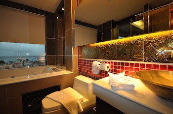 Chalelarn Hotel