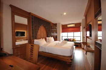 Chalelarn Hotel