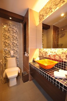 Chalelarn Hotel
