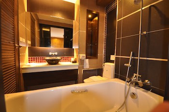 Chalelarn Hotel