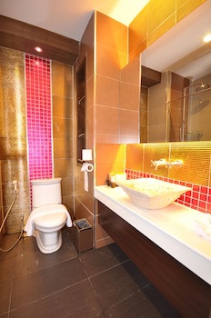 Chalelarn Hotel