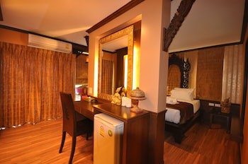 Chalelarn Hotel