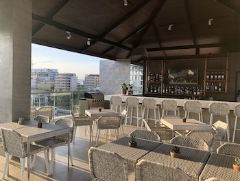Apollonia Royale Hotel