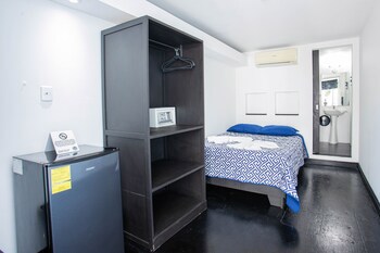 El Faro Containers Beach Hotel