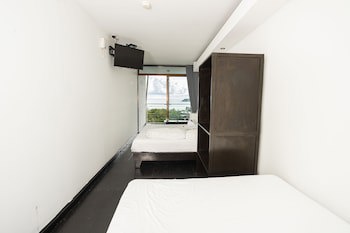 El Faro Containers Beach Hotel