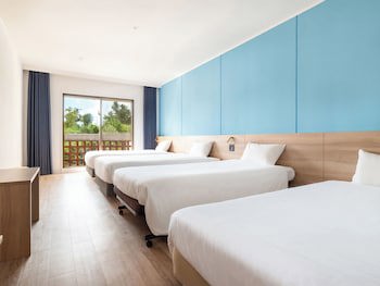 Resort Hotel Kume Island