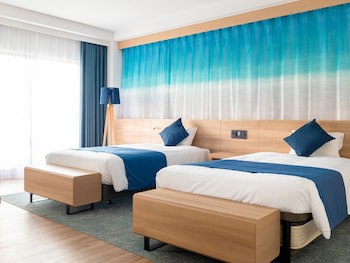 Resort Hotel Kume Island