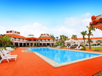 Resort Hotel Kume Island